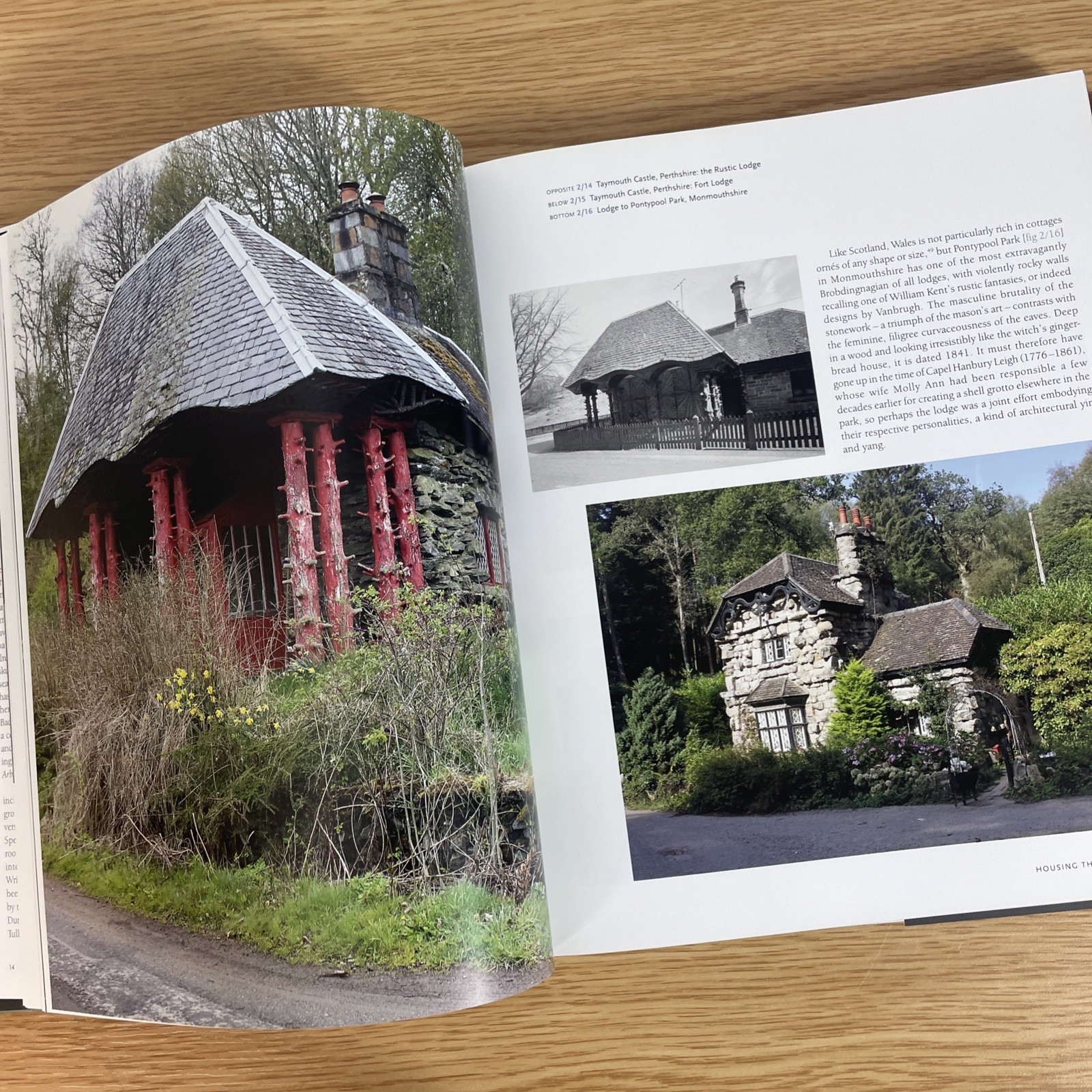 Cottages Ornes The Charms of the Simple Life by Roger White Hardback 1st edition