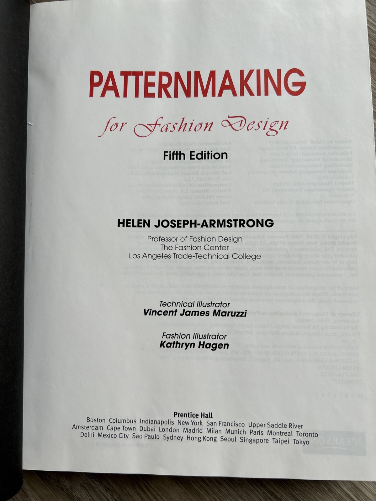 Patternmaking For Fashion Design Book With Unopened DVD by Armstrong 2010