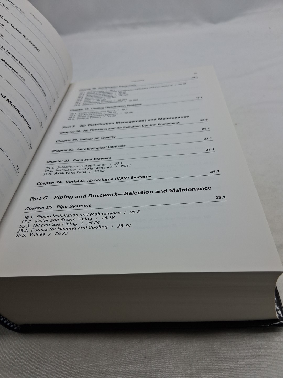The HVAC Handbook by Robert Rosaler HC (2004)