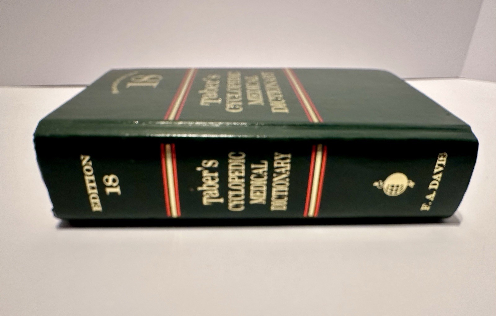 Taber’s Cyclopedic Medical Dictionary Illustrated in Full Color 18th Edition