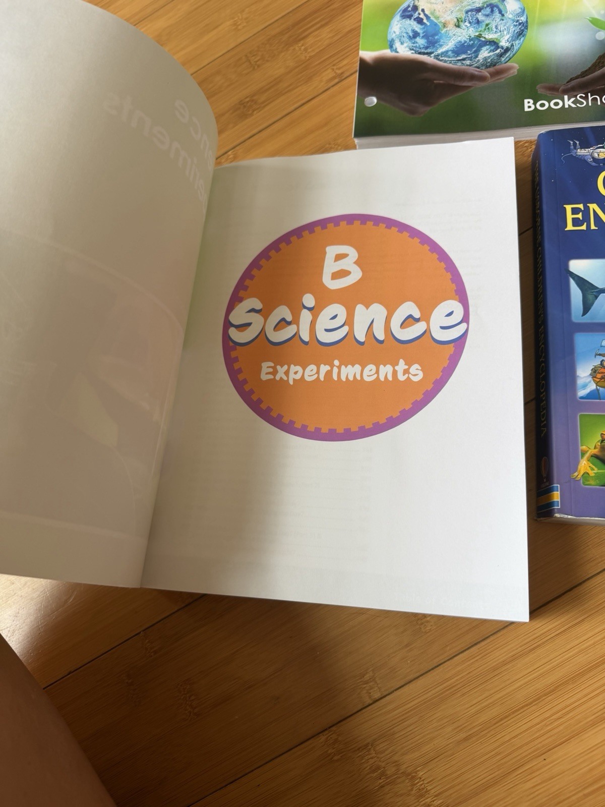 BookShark Science B With Instructors Guide, Experiment Book, And Required Books