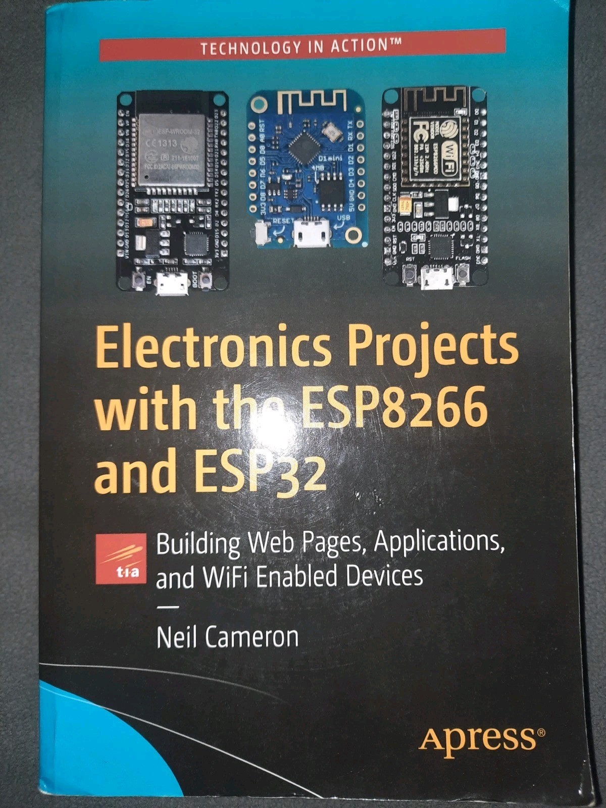 Electronics Projects with the ESP8266 and ESP32: Building Web Pages, Applica…