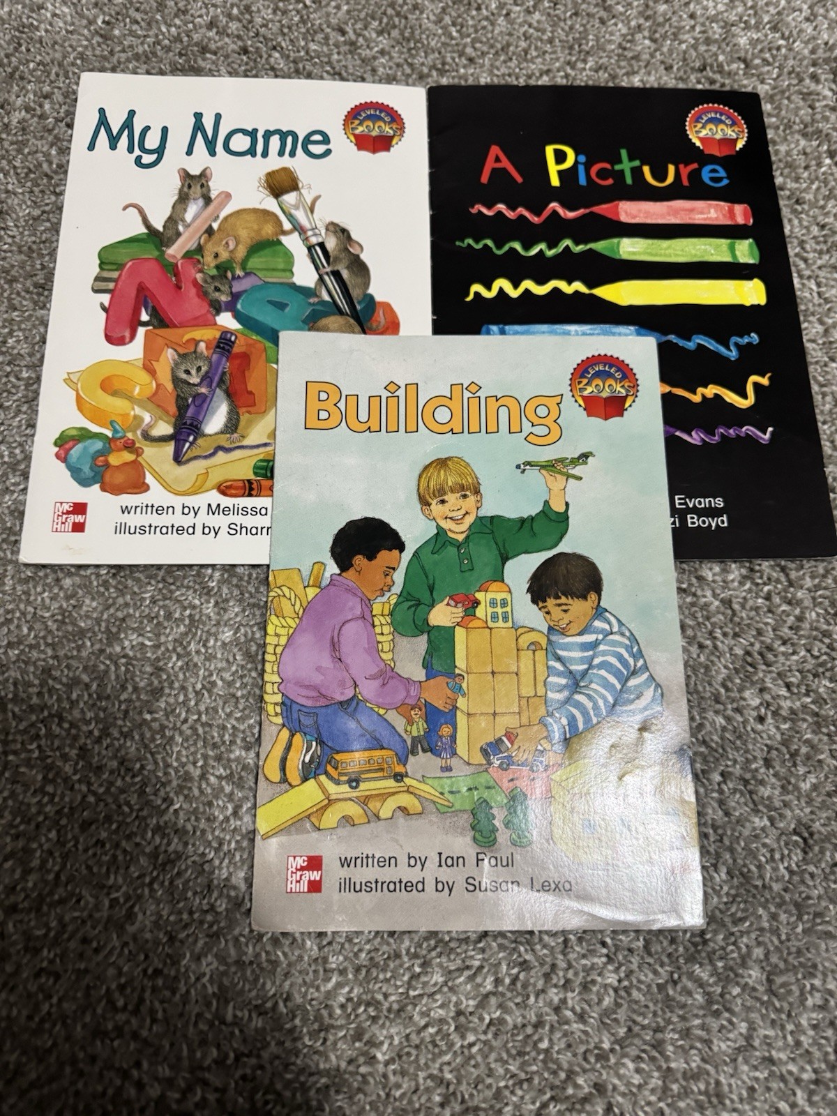 Lot Of 31 Grade K Leveled Readers Macmillan McGraw-Hill Fiction & Nonfiction