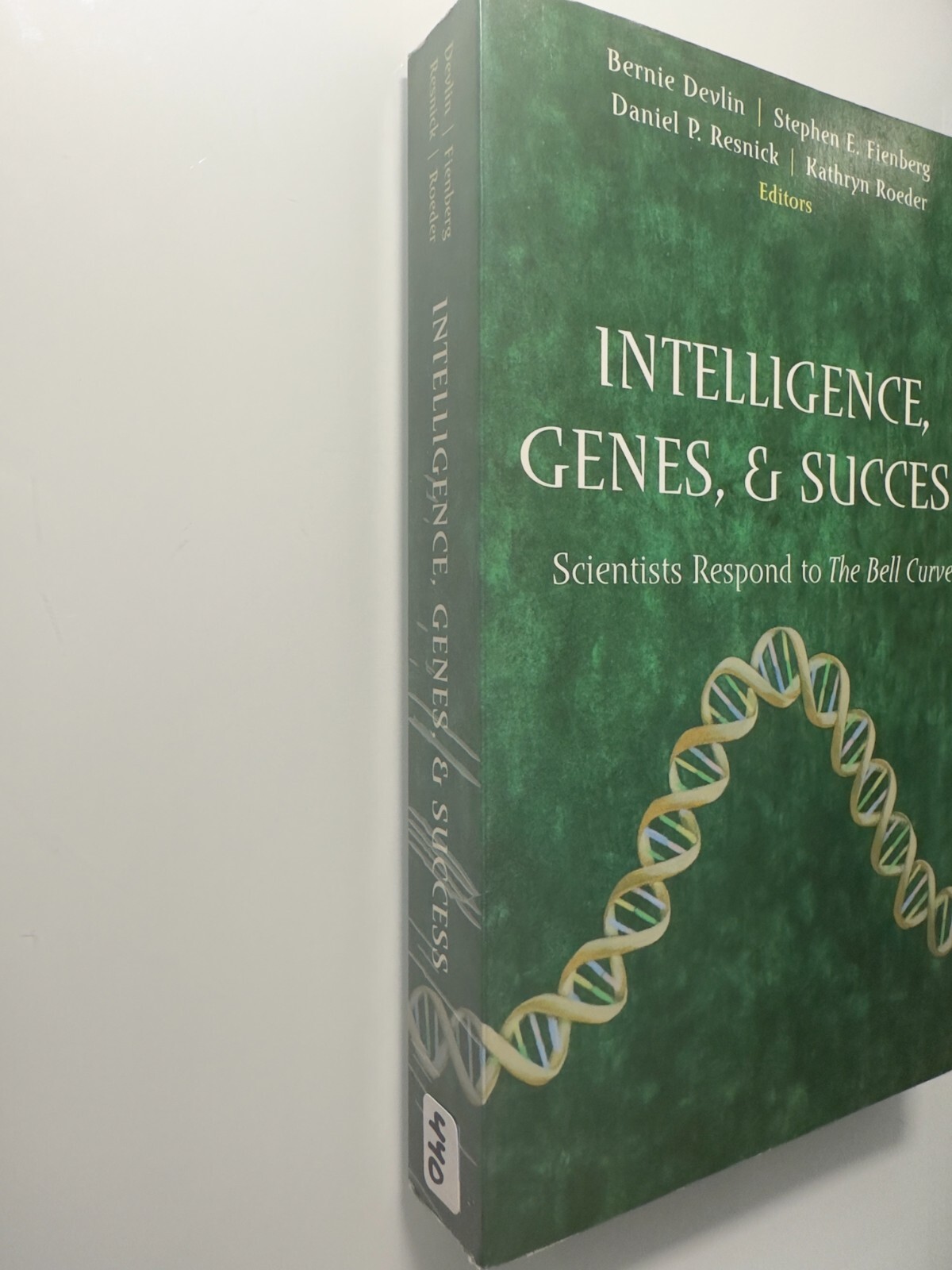 Intelligence Genes and Success by Bernie Devlin et al Paperback Nonfiction Book