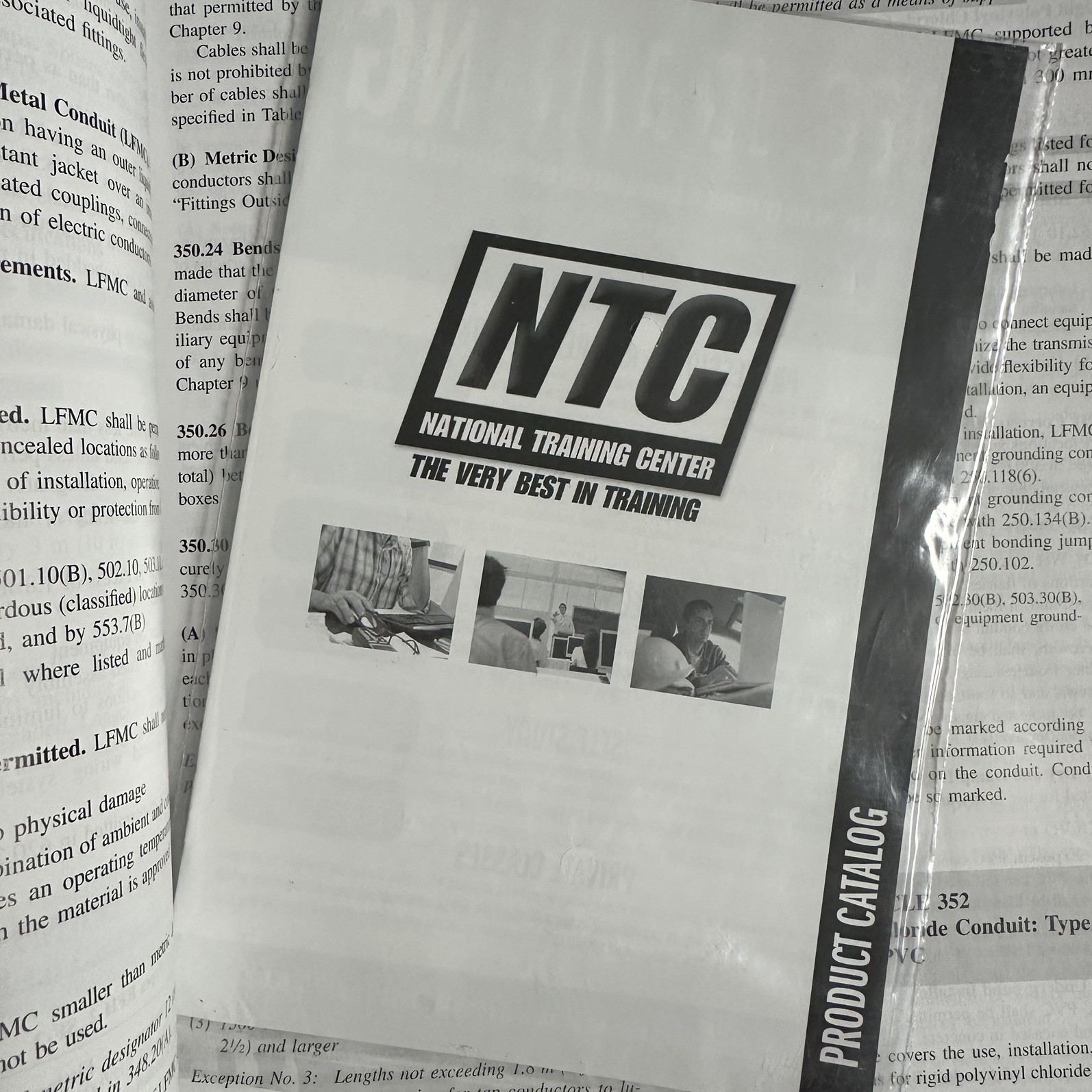 NFPA 70, National Electrical Code : 2014 Edition NFPA