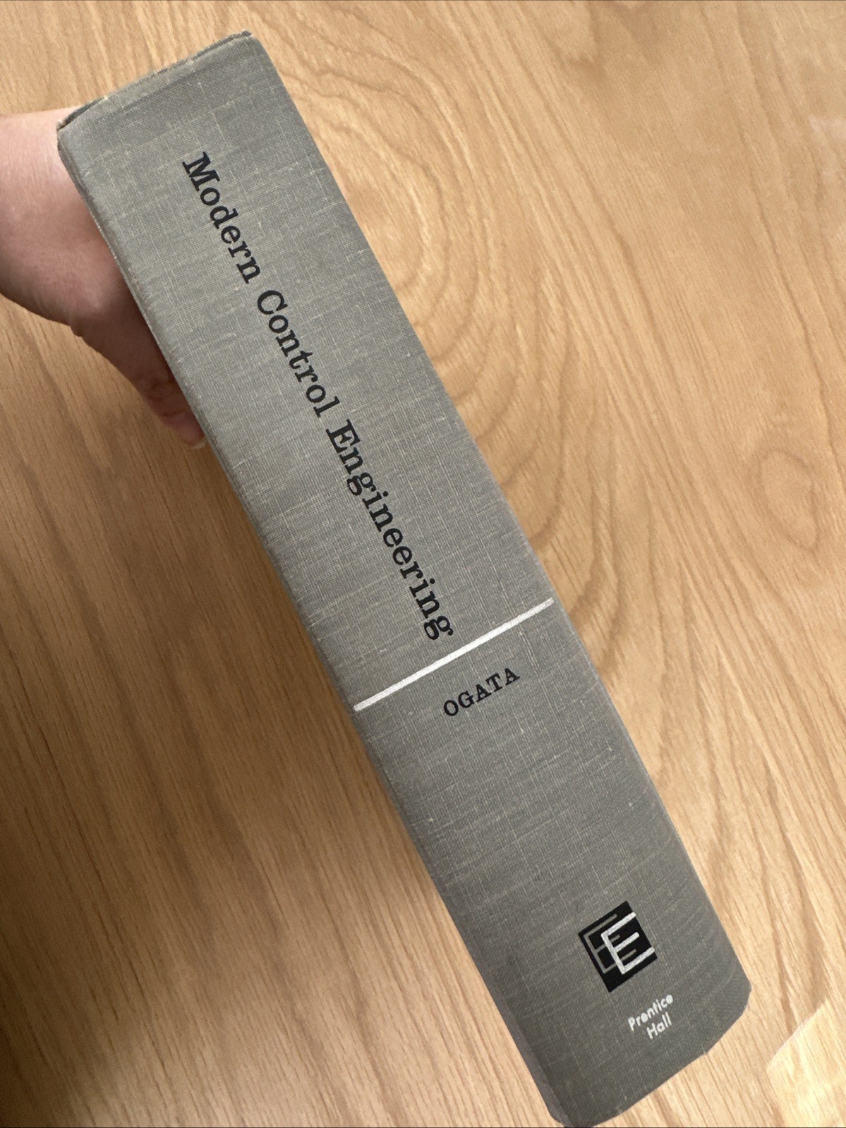 Modern Control Engineering Ogata 1970 Prentice Hall HC Electrical Textbook
