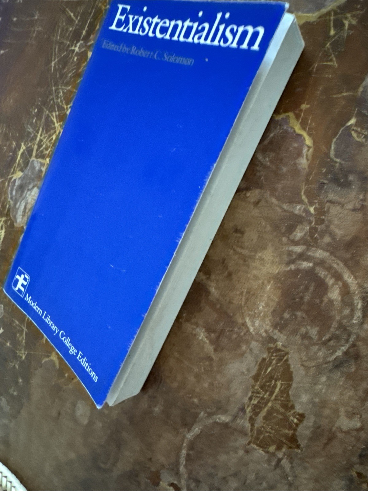 Existentialism (Modern Library College Editions) – paperback Robert Solomon