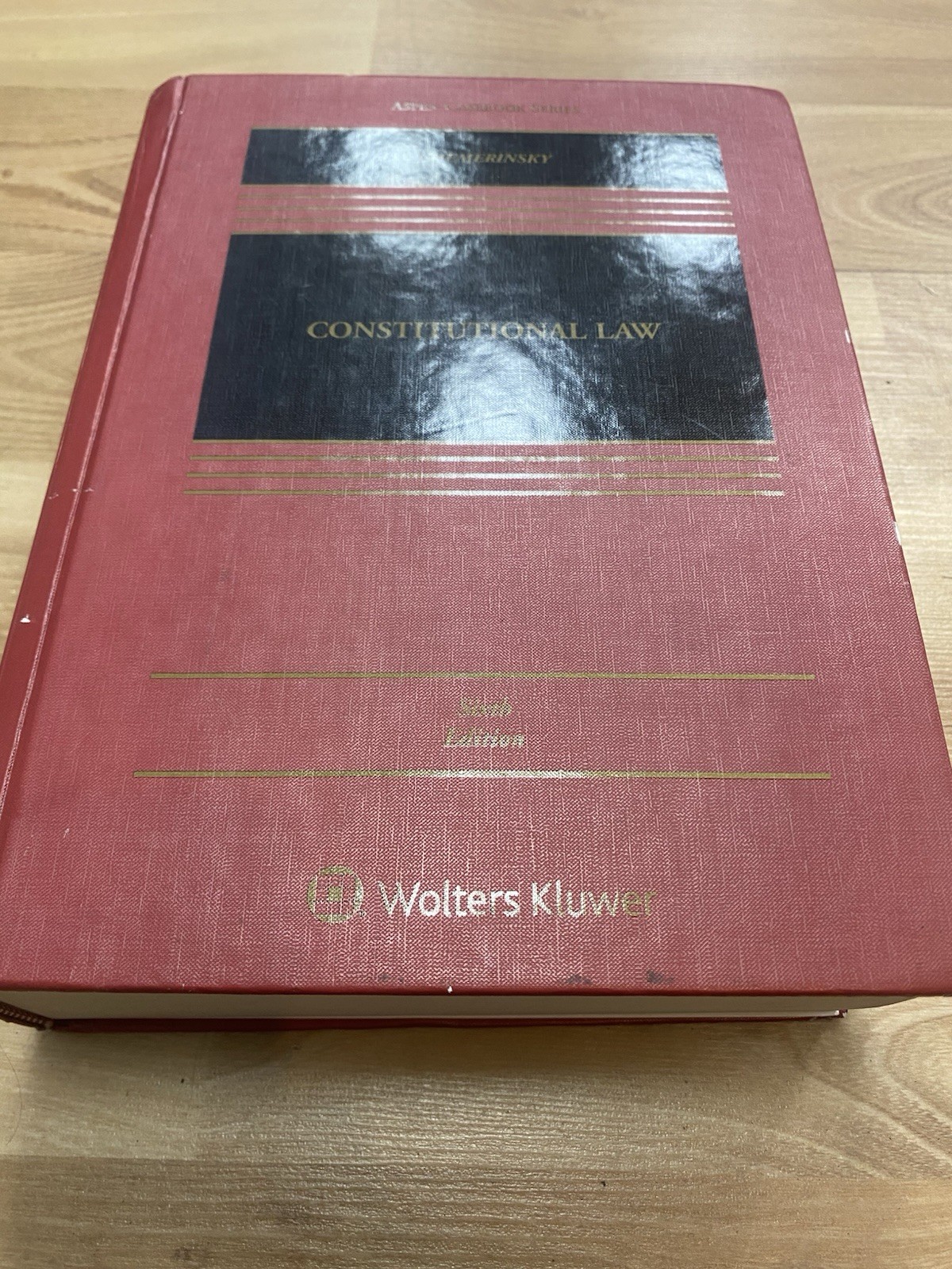 Constitutional Law Erwin Chemerinsky Wolsters Kluwer 6th edition Aspen Casebook