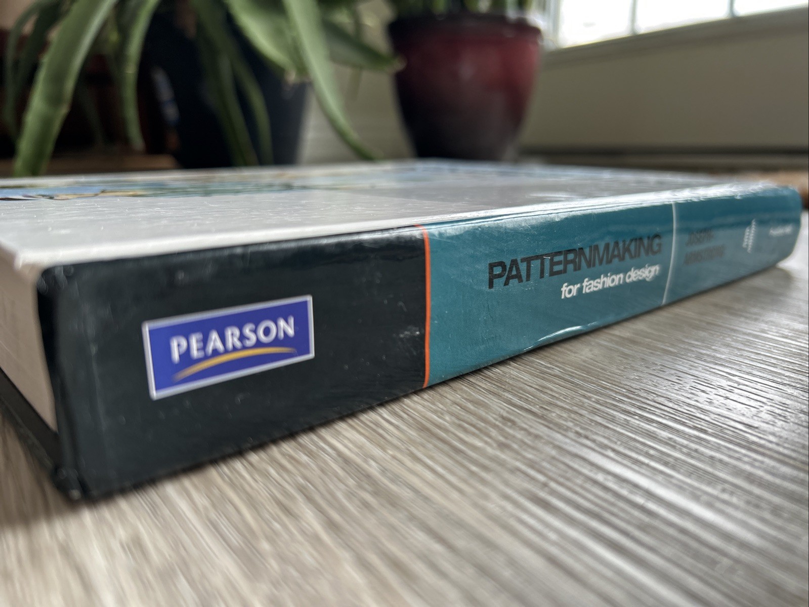Patternmaking For Fashion Design Book With Unopened DVD by Armstrong 2010