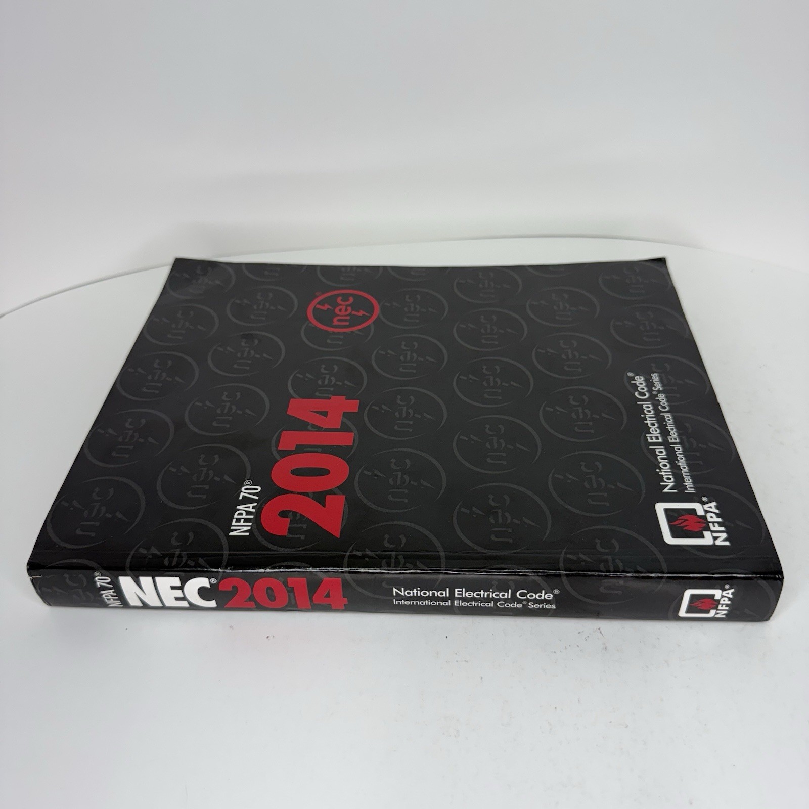 NFPA 70: National Electrical Code (NEC), 2014 Edition – PB, Clean