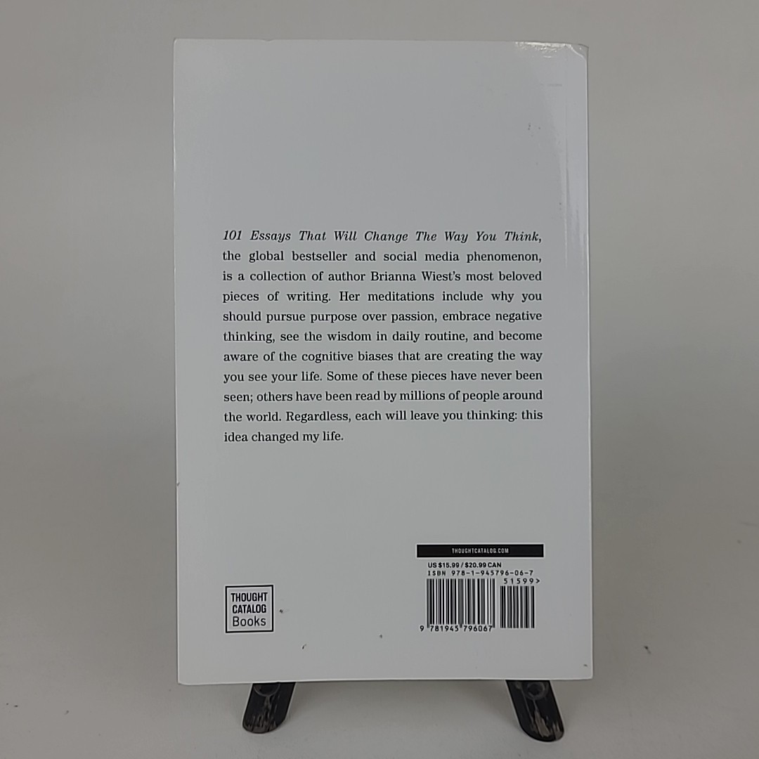 101 Essays That Will Change the Way You Think by Brianna Wiest 2016 Self Help PB