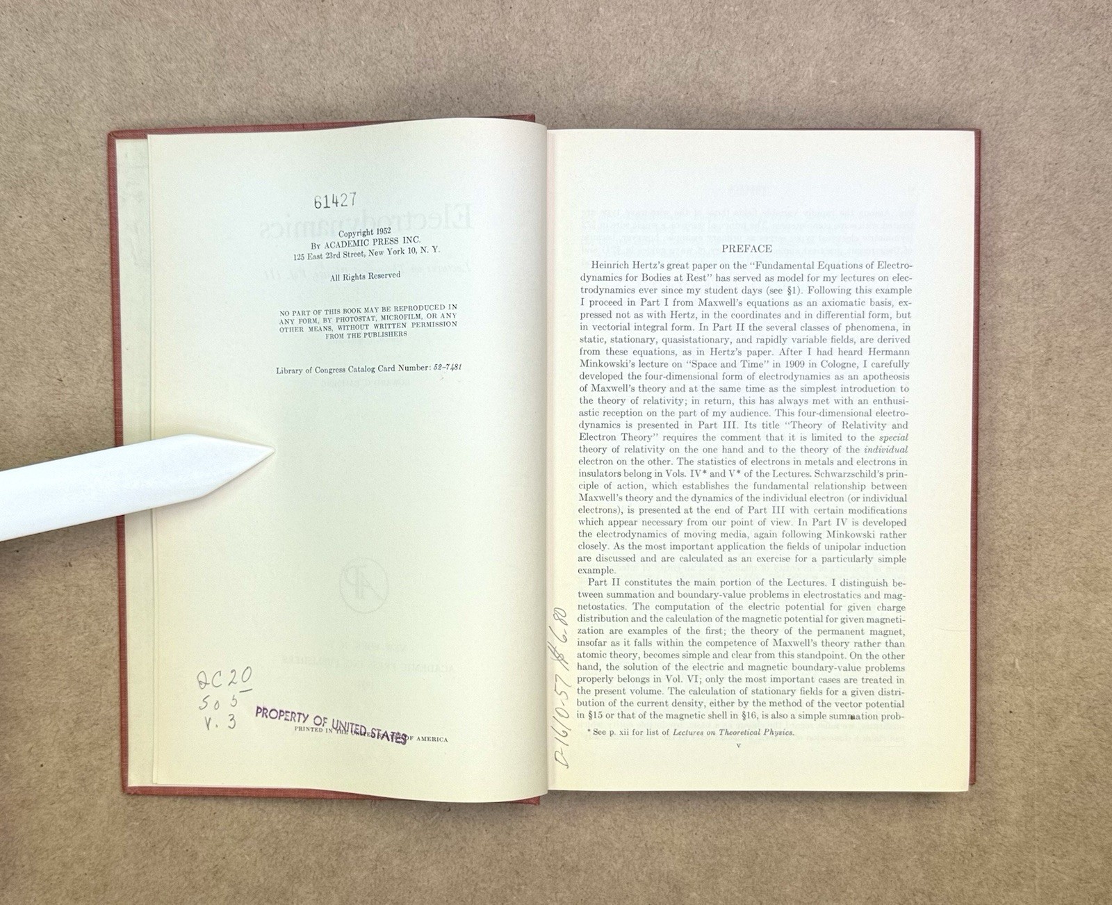 VTG 1952 Electrodynamics 1st Edition by Sommerfeld Academic Press HCVG (Ex-Lib)