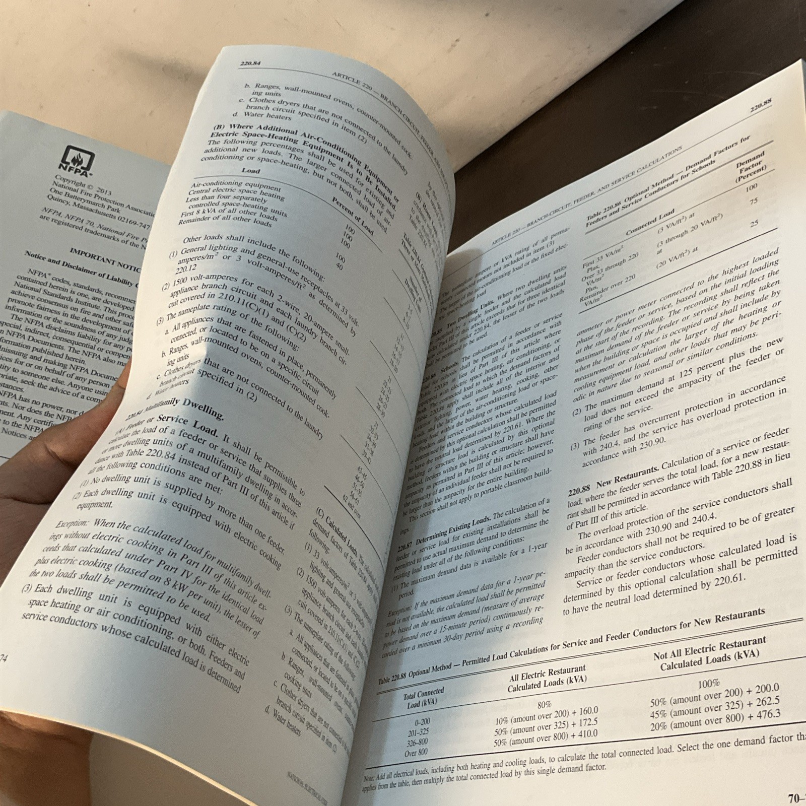 NFPA 70 National Electrical Code (NEC) 2014 Edition – Softcover – NFPA Code Boo