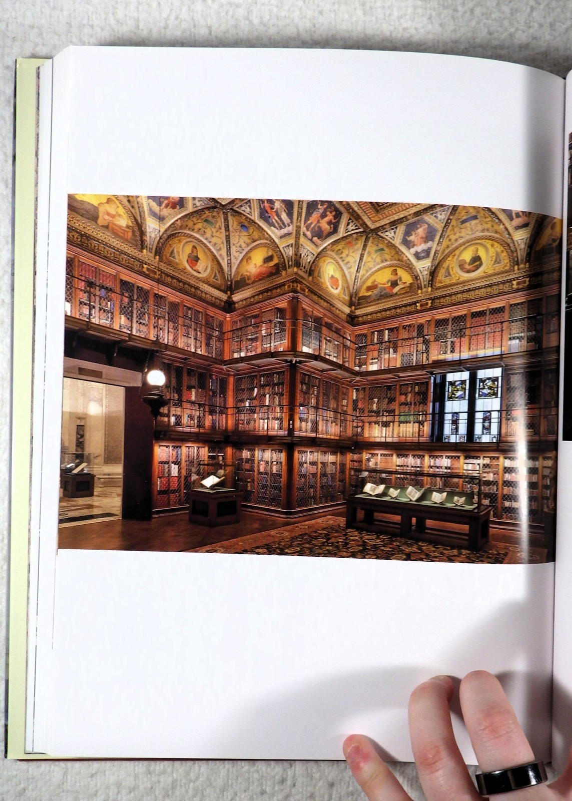 J. PIERPONT MORGAN’S LIBRARY: Building A Bookman’s… – Various (2023 Hardcover)
