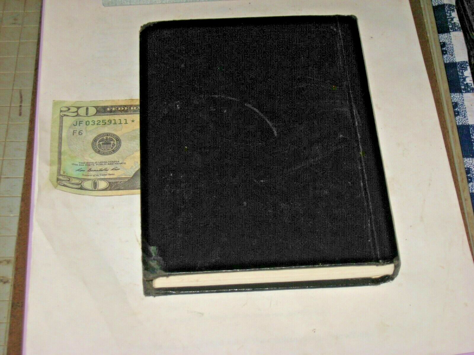 017172 46604 The New Webster’s Concise Office Guide Ehrlich, Eugene H 256 pages