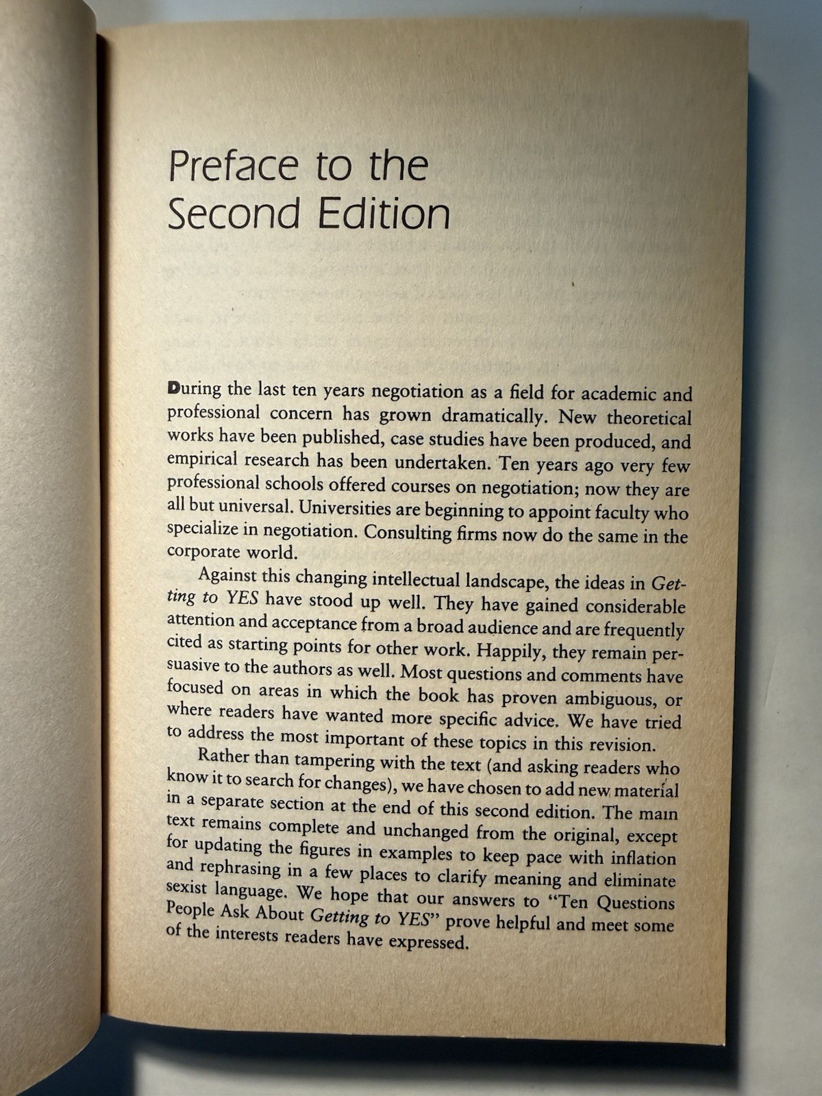 Getting to Yes Negotiating Agreement Without Giving In 2nd Ed 1991 PB Fisher Ury