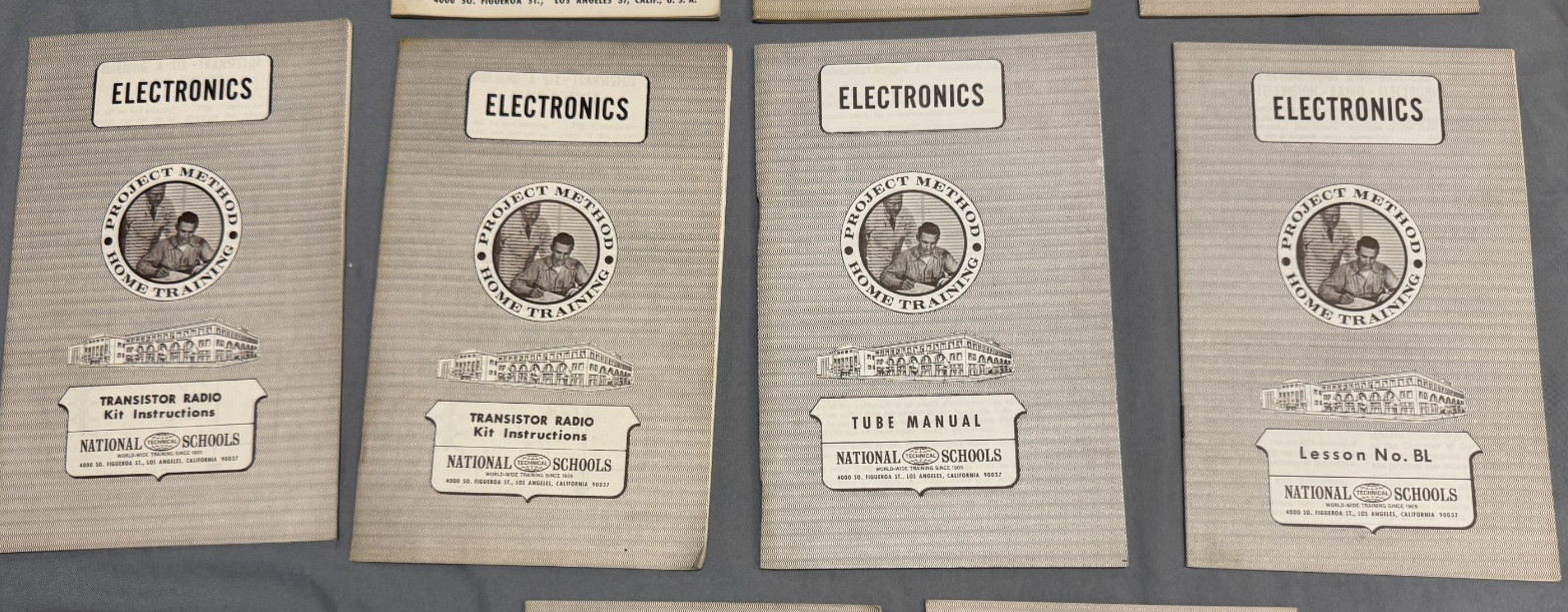 (11) Vintage National Technical Schools Electronics Misc Manuels & Lessons