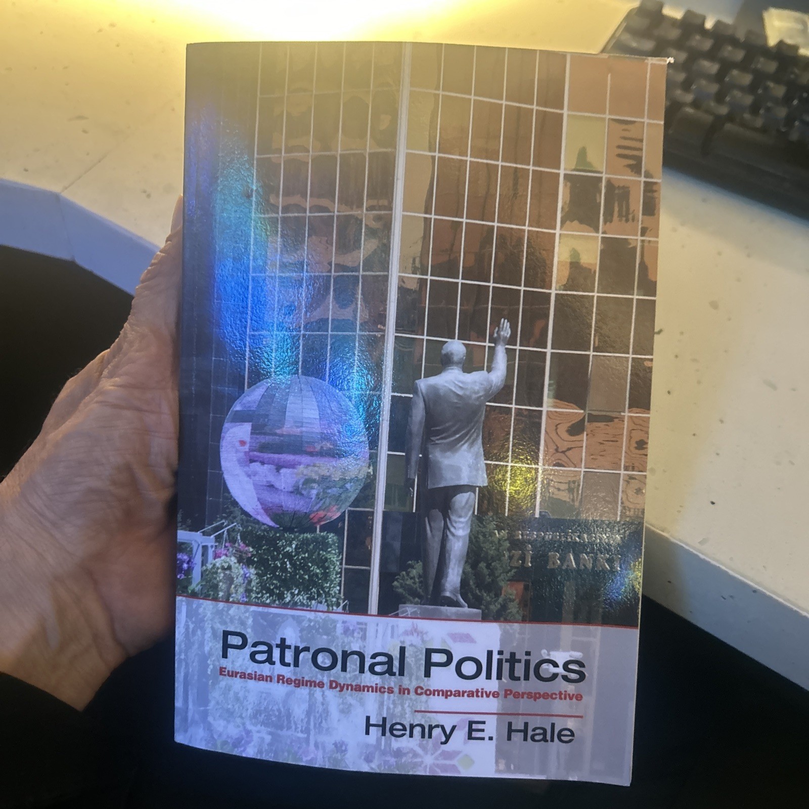 Patronal Politics: Eurasian Regime Dynamics In Comparative Perspective (Problem