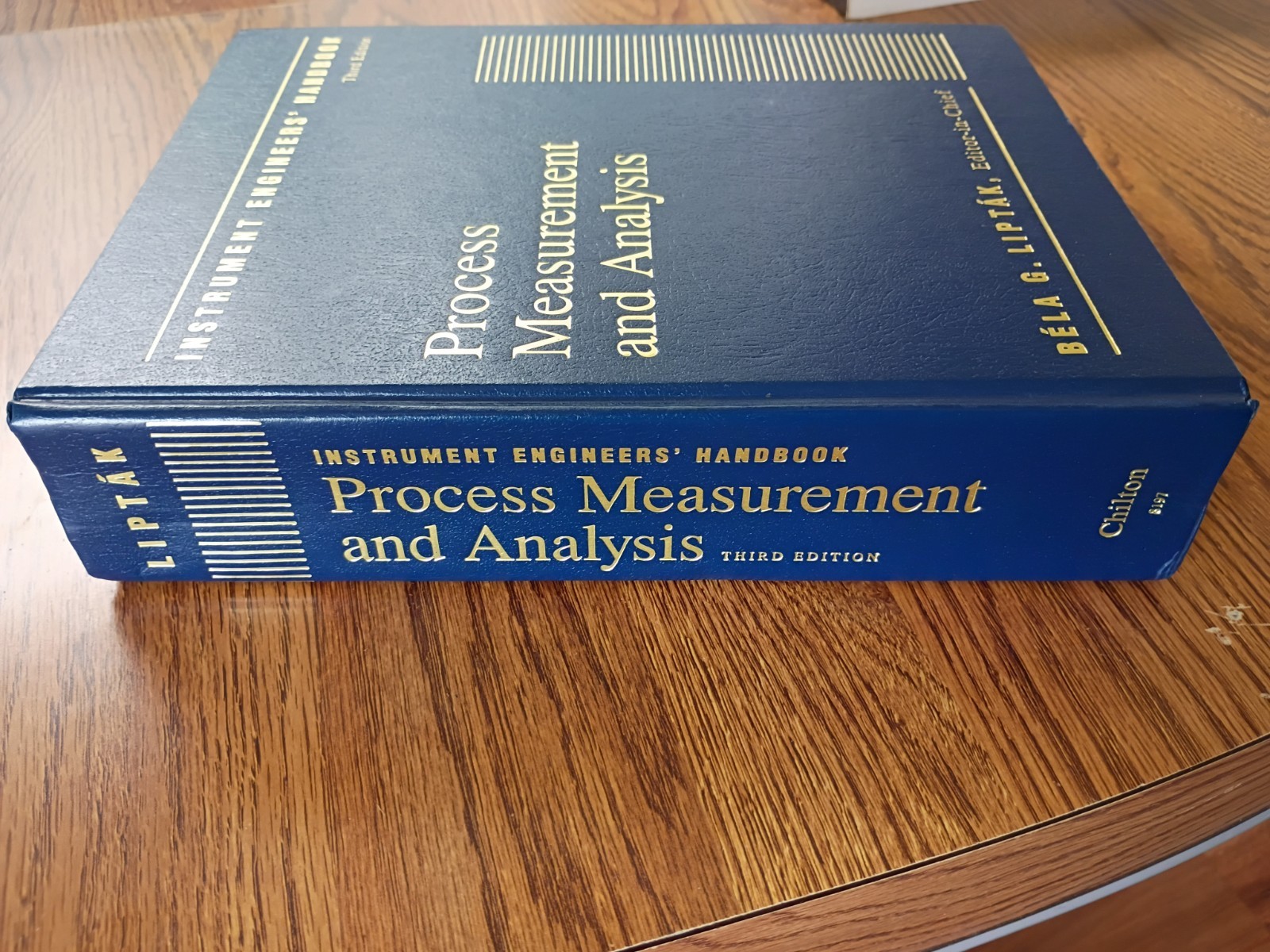 Instrument Engineers’ Handbook, Third Edition: Process Measurement and Analysis
