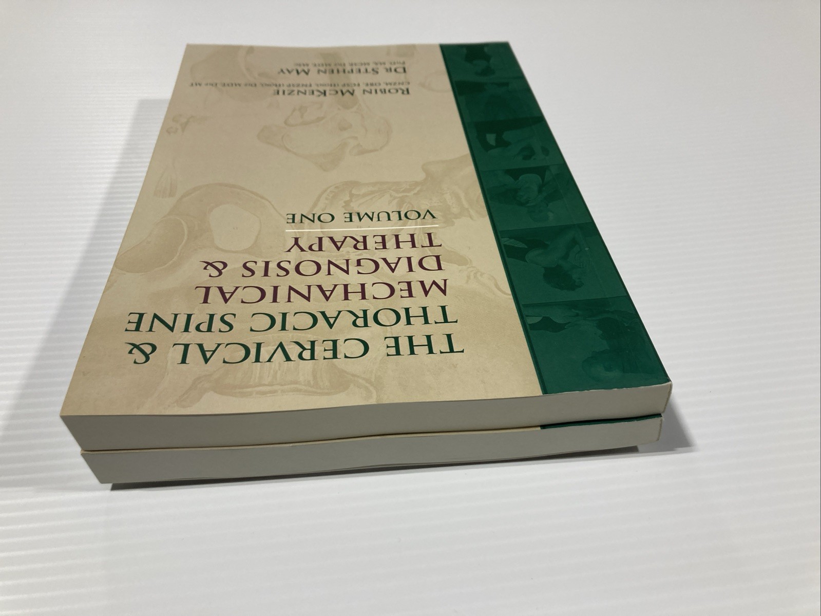 The Cervical and Thoracic Spine: Mechanical Diagnosis and Therapy (2-Volume Set)