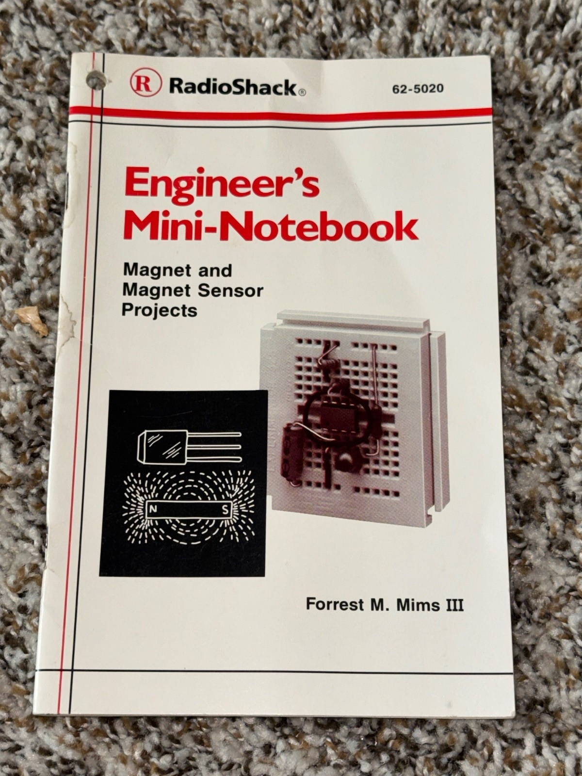 RadioShack Engineer’s Mini-Notebook 62-5020 Magnet and Magnet Sensor Projects