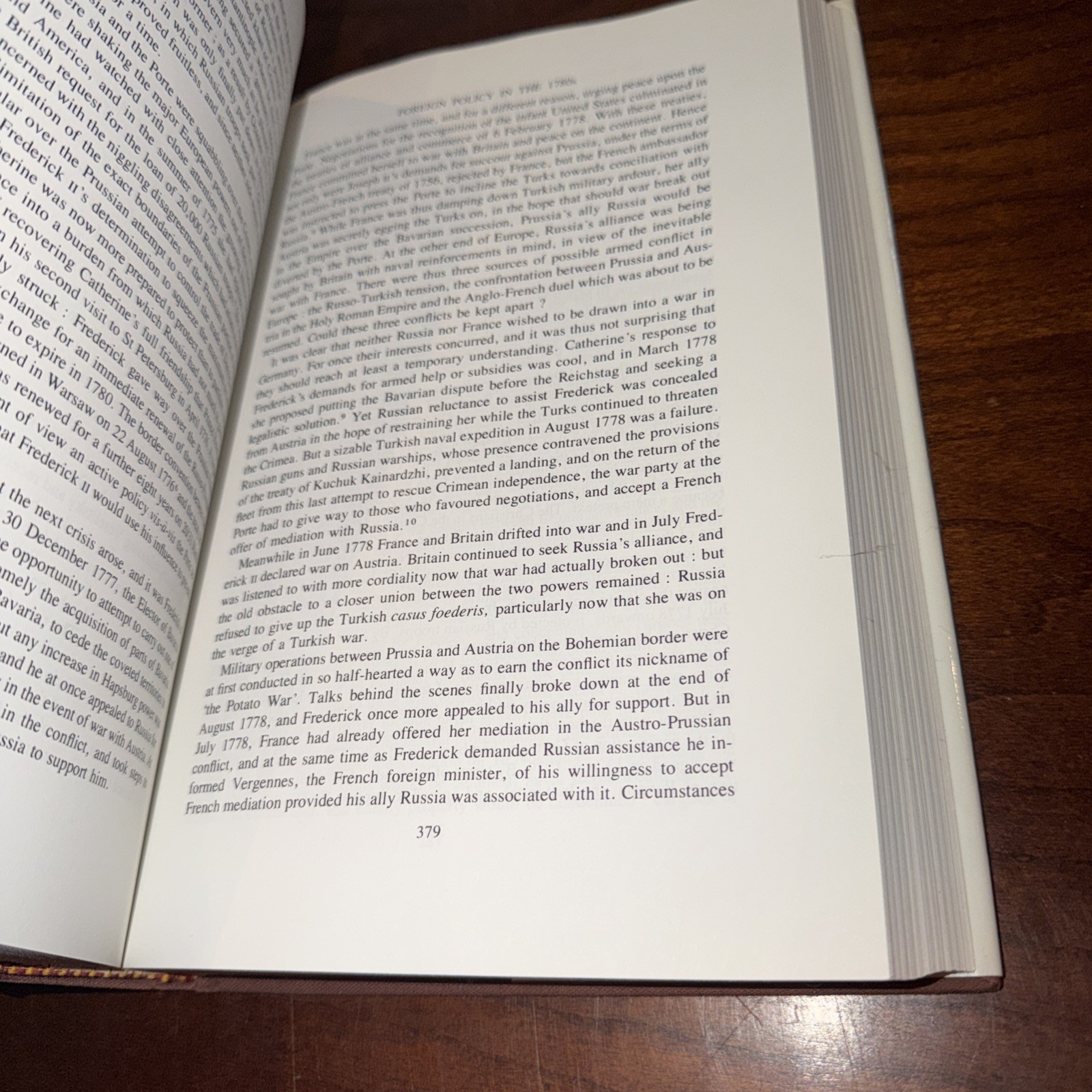 Russia in the Age of Catherine the Great (1981) Isabel De Madariaga  Hardcover 
