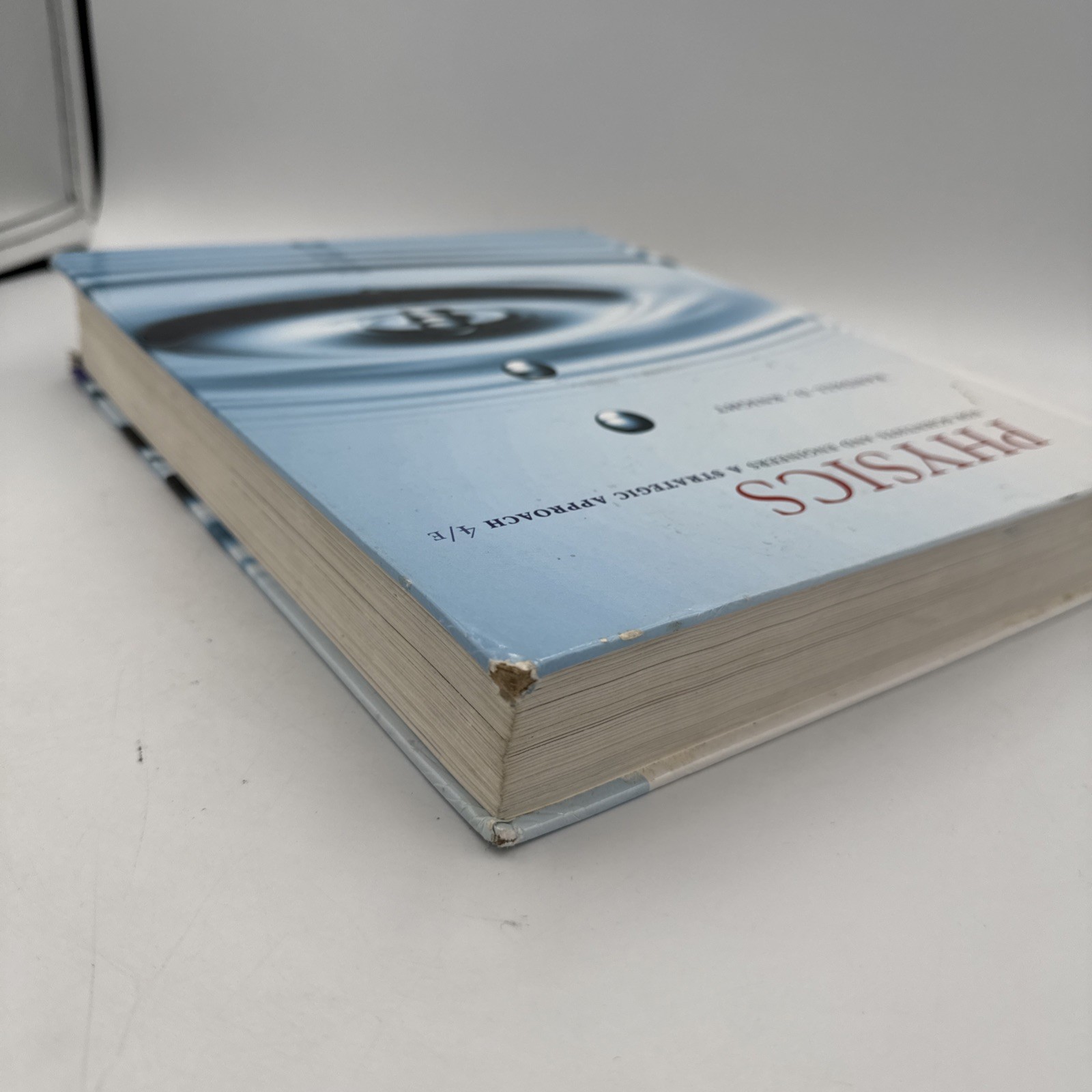 Physics for Scientists and Engineers : A Strategic Approach, Standard Edition…