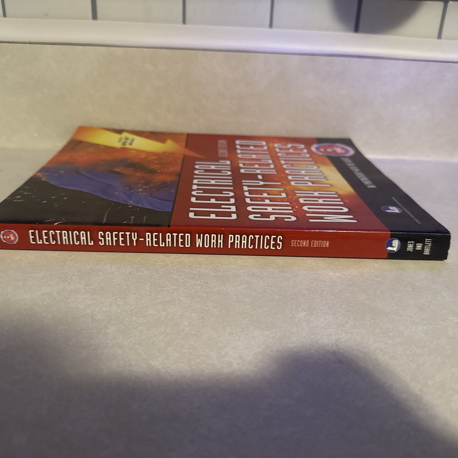 Electrical Safety-Related Work Practices, Second Edition