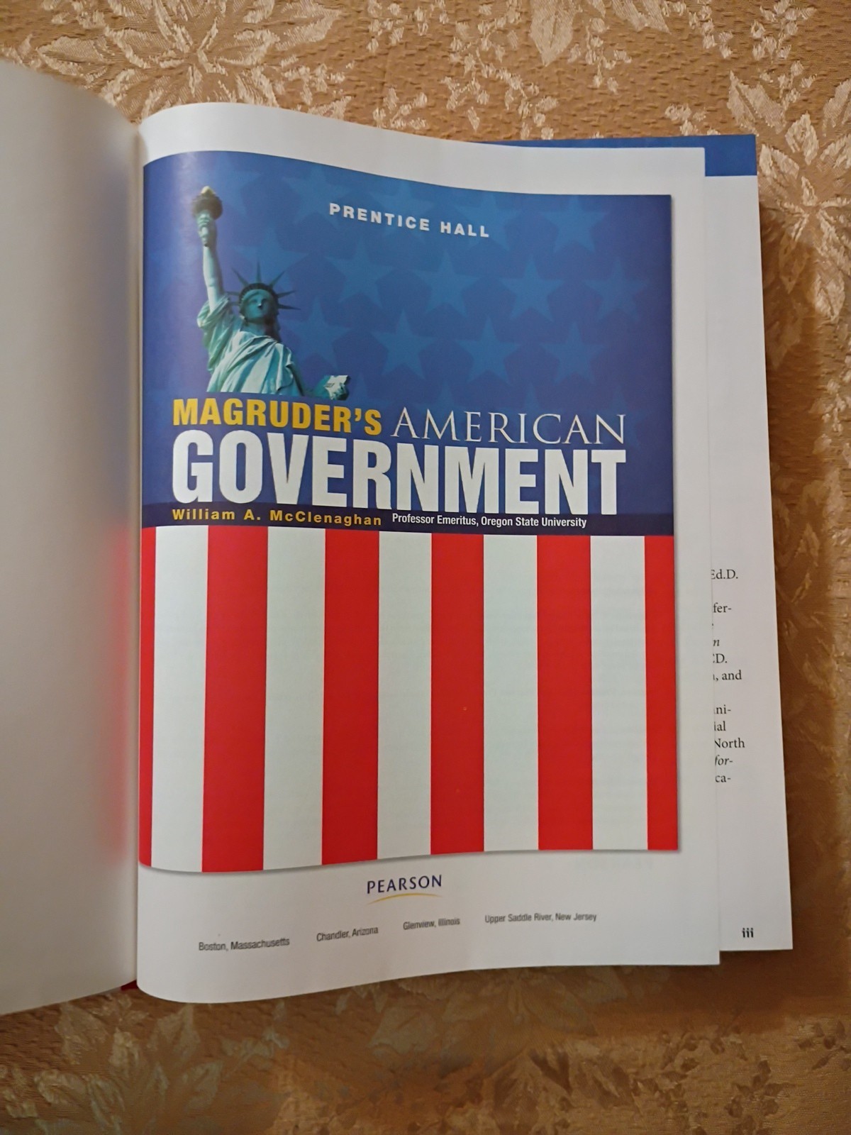 2010 Magruder’s American Government McClenaghan Prentice Hall Hardcover Book