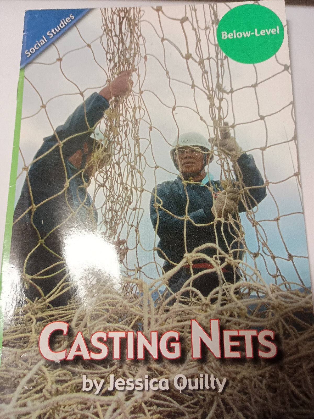 Casting Nets by Jessica Quilty (2005, Staple-Bound) V13
