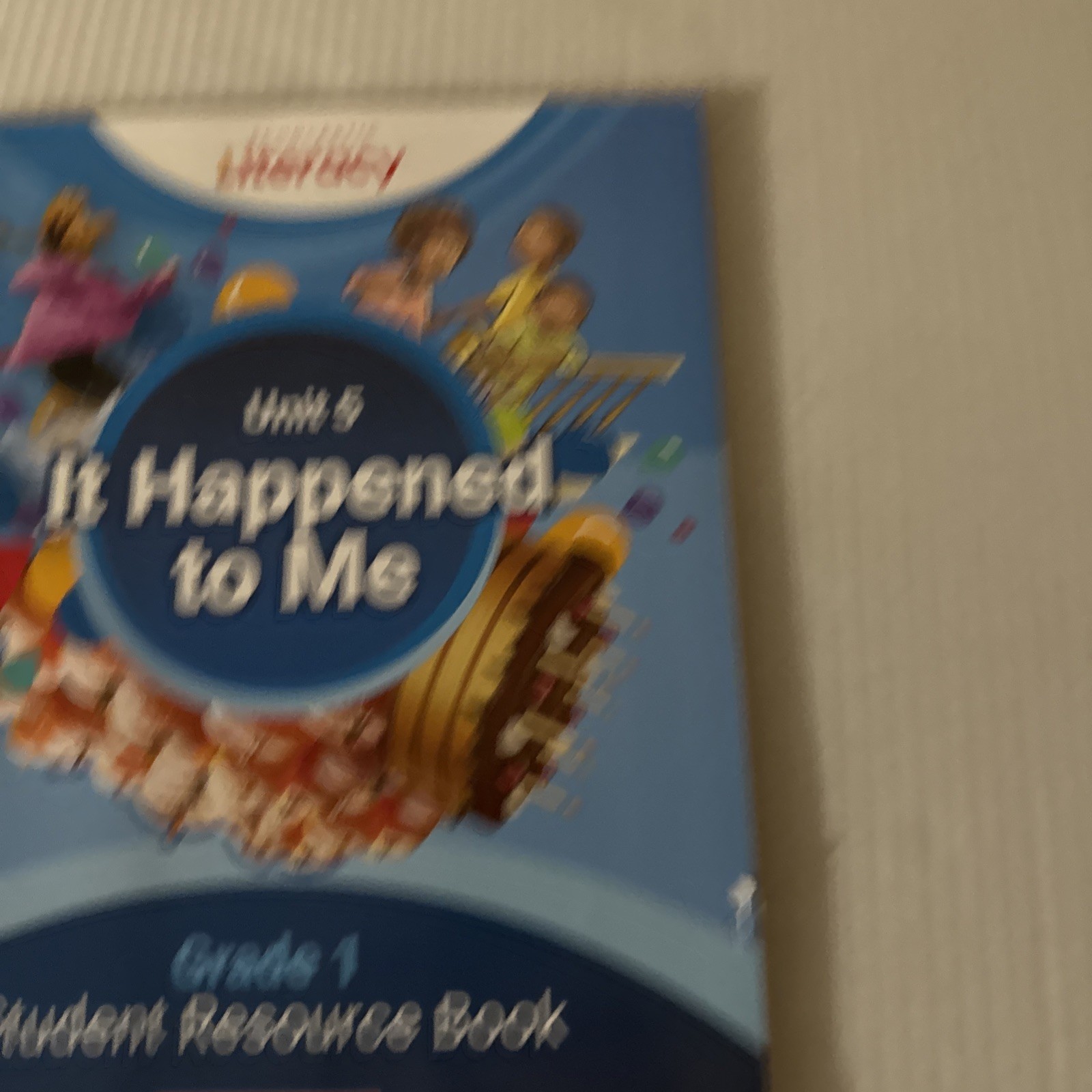 Scholastic Literacy Grade 1 Units 1-5 Student Resource Book Unused