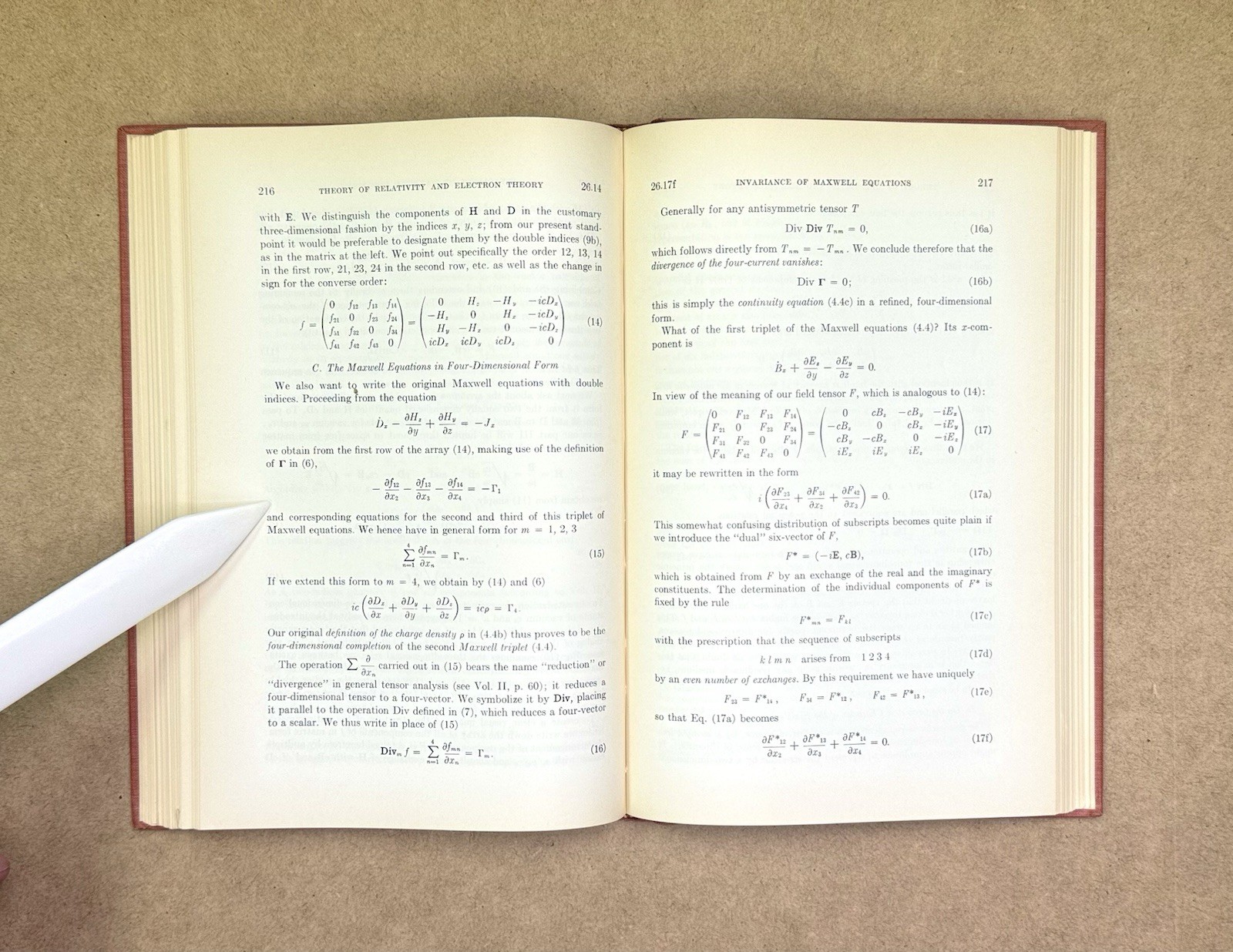 VTG 1952 Electrodynamics 1st Edition by Sommerfeld Academic Press HCVG (Ex-Lib)