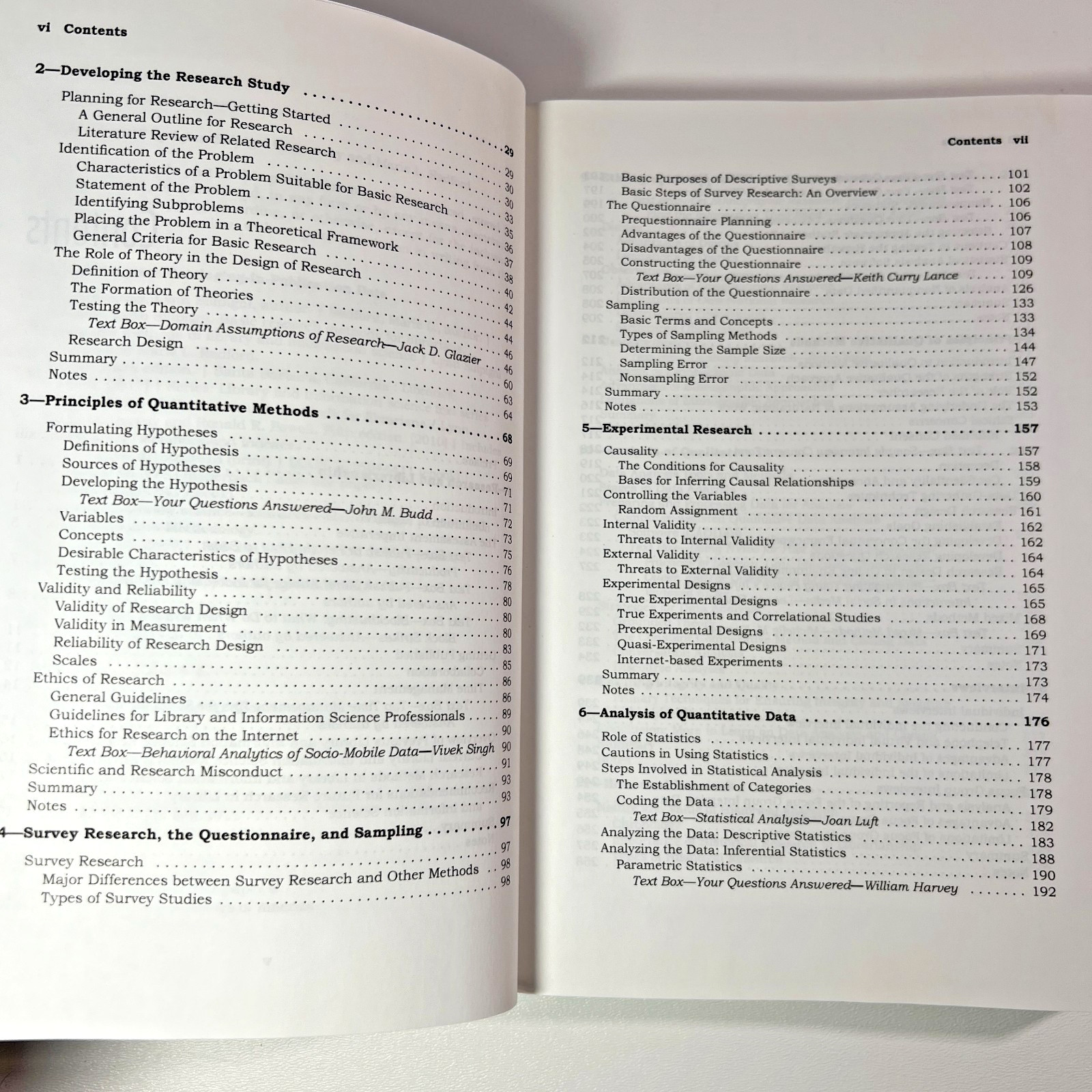 Research Methods in Library and Information Science Connaway Radford Paperback
