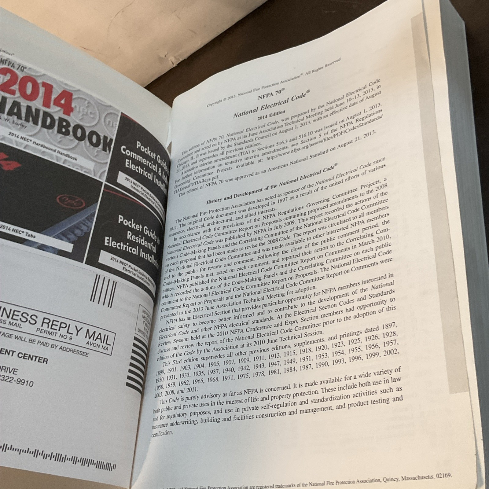 NFPA 70 National Electrical Code (NEC) 2014 Edition – Softcover – NFPA Code Boo