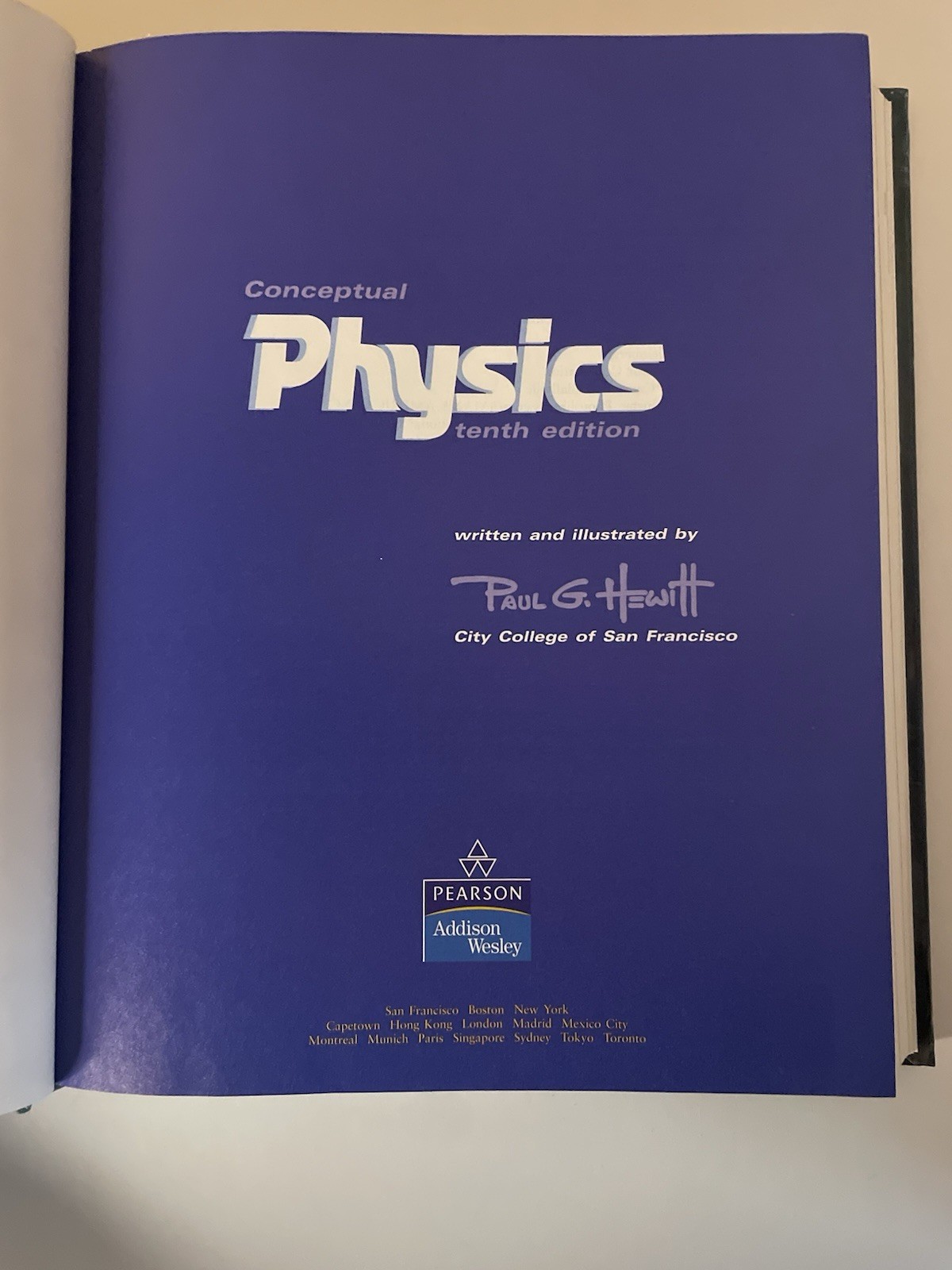 Conceptual Physics Textbook by Paul G. Hewitt (2009, 10th Edition) USED