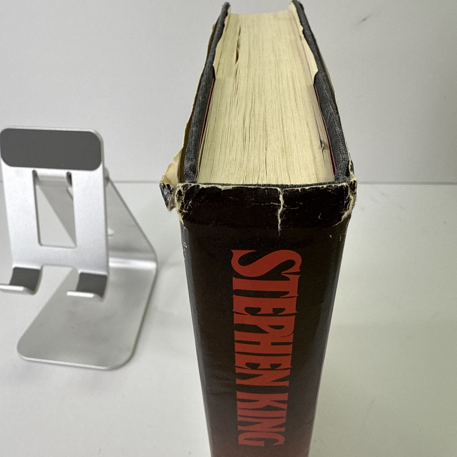 Pet Sematary by Stephen King Doubleday 1983 (Y43 Gutter Code)