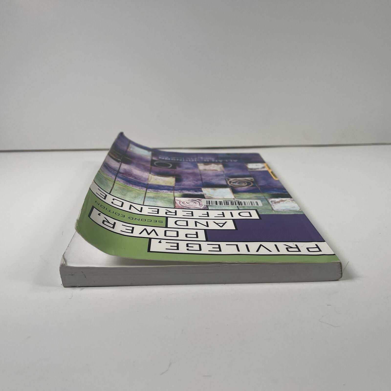 Privilege, Power, and Difference 2nd Edition (Paperback 2006) Allan Johnson