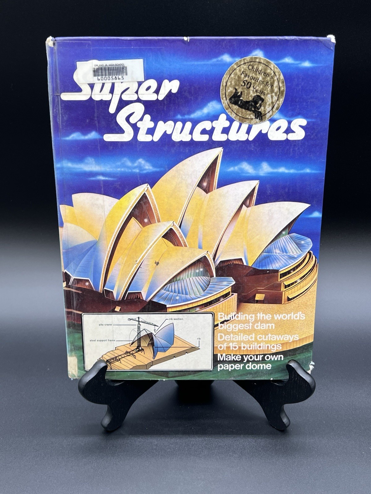 Super Structures by Alun Lewis Published by Marshall Cavendish (1979) Library