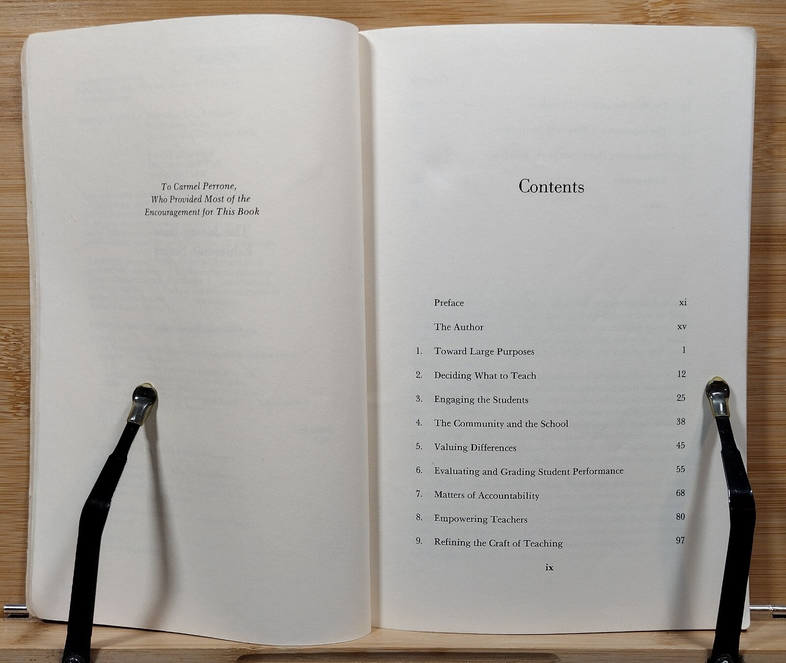 A Letter to Teachers: Reflections on Schooling and the Art of Teaching 1st EDITI