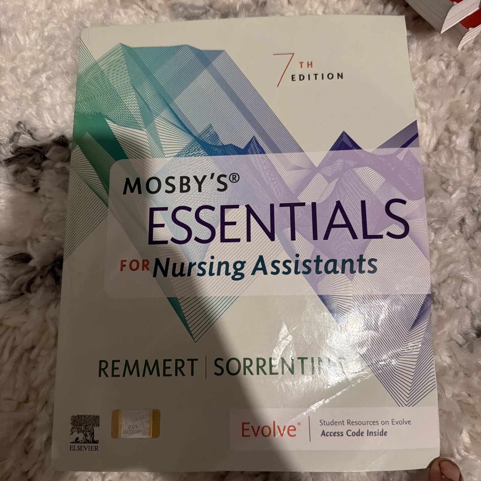 Mosbys Essentials for Nursing Assistants – Paperback – Good