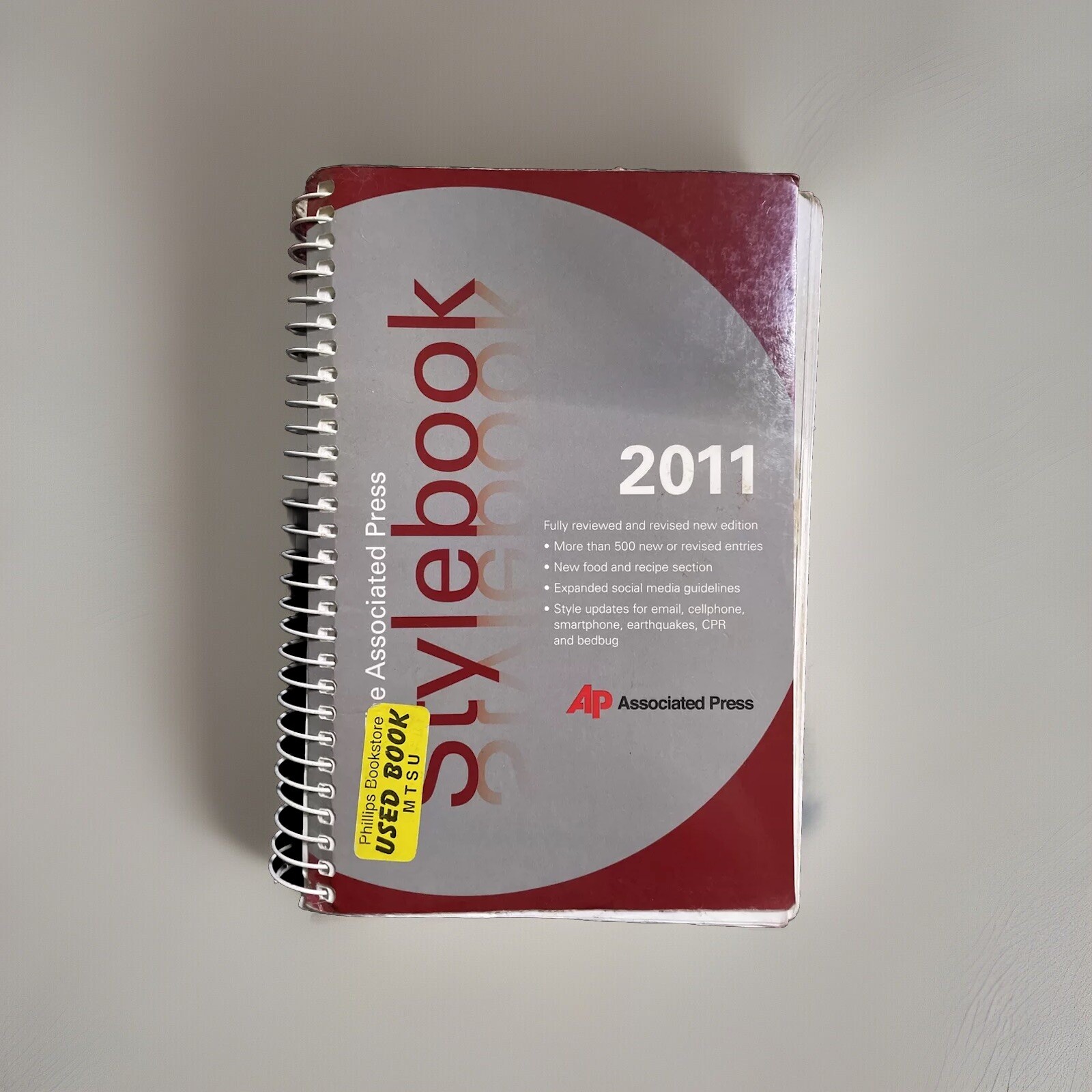 The Associated Press Stylebook: 2011 by Associated Press