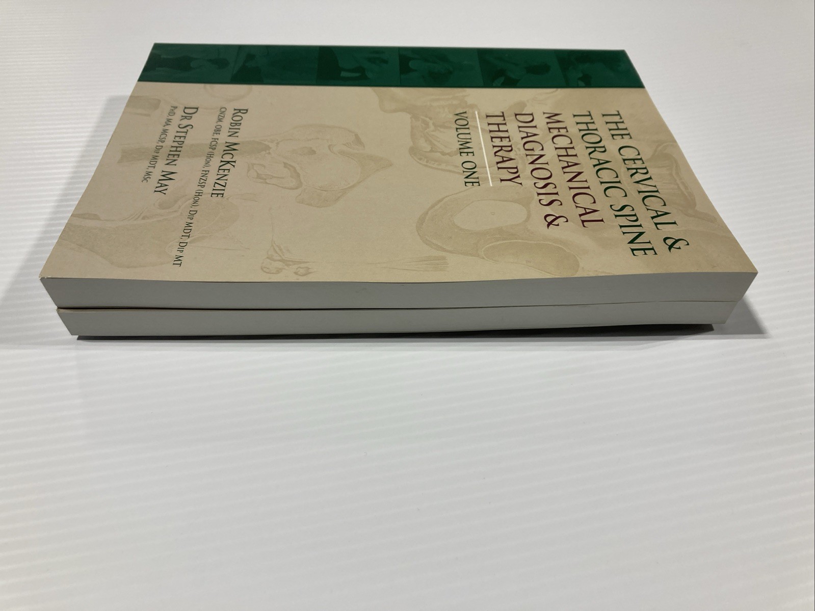 The Cervical and Thoracic Spine: Mechanical Diagnosis and Therapy (2-Volume Set)
