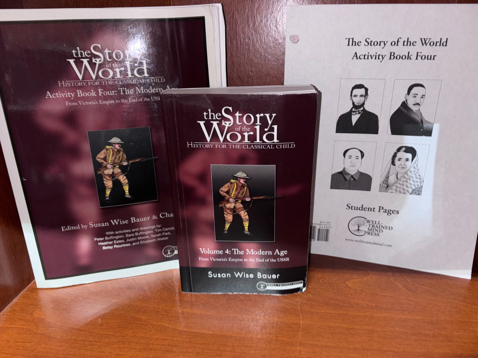 Susan Wise Bauer The Story of the World Volume 4, 3 book set