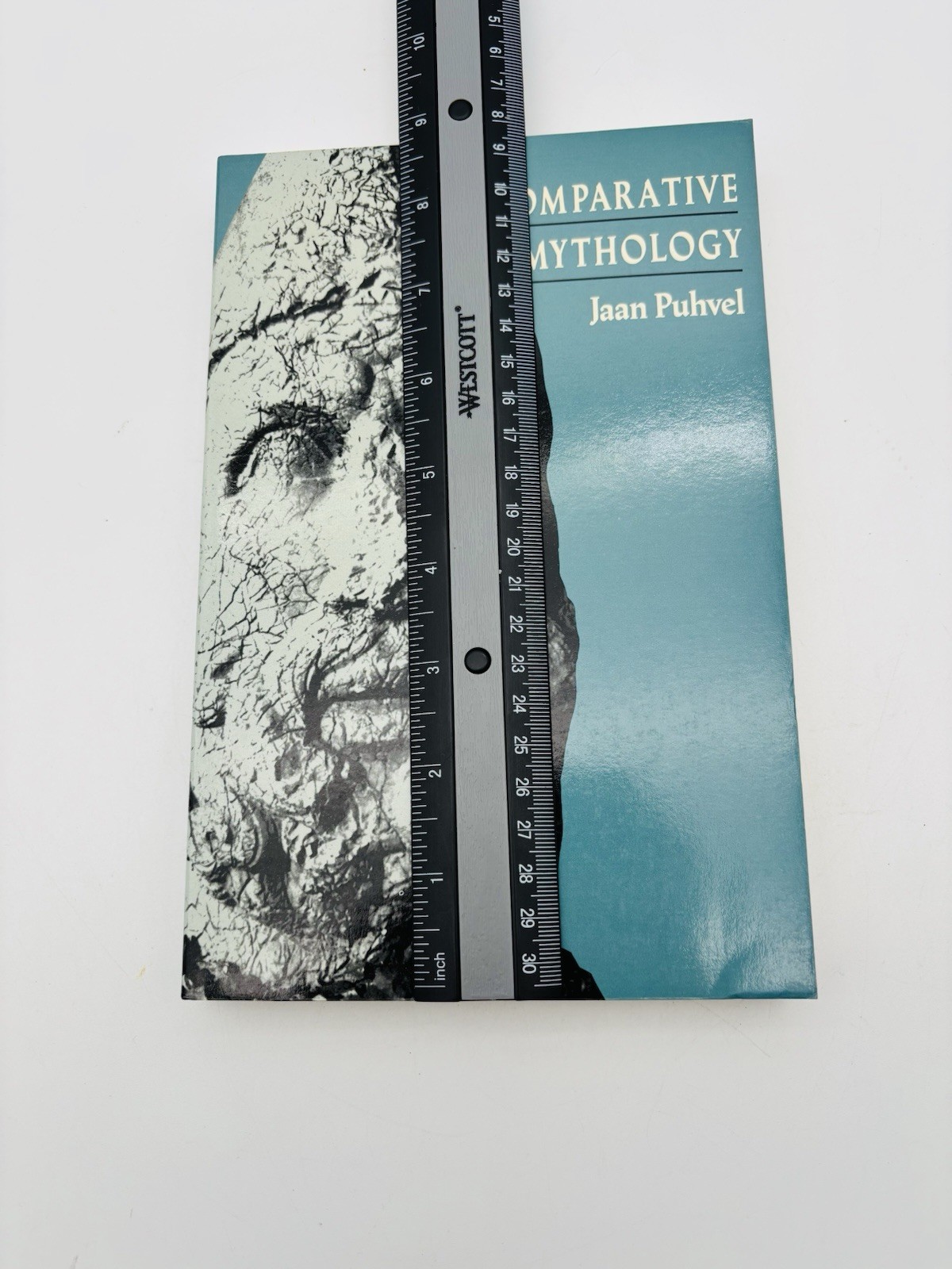 Comparative Mythology – 1st Edition 2nd Printing paperback Puhvel, Jaan VG.
