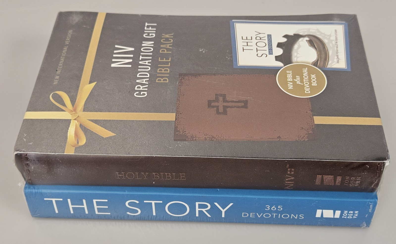 Bible Gift Pack NIV 356 Devotion Book Leather soft Cover Graduation Confirmation