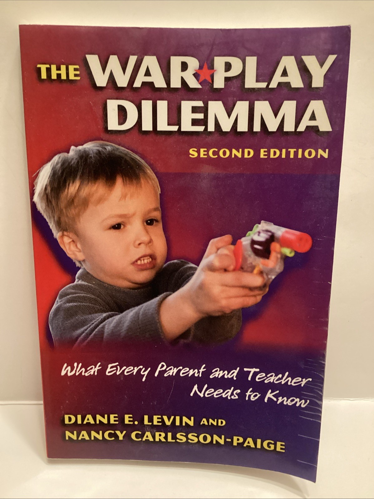 The War Play Dilemma: What Every Parent and Teacher Needs to Know (Early Chi…