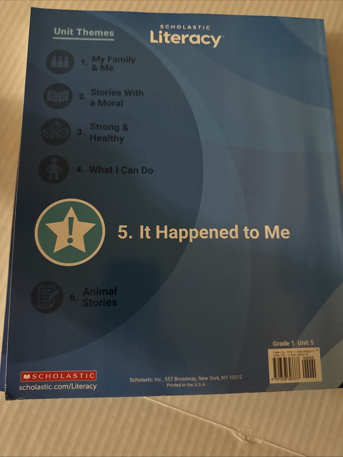 Scholastic Literacy Grade 1 Units 1-5 Student Resource Book Unused