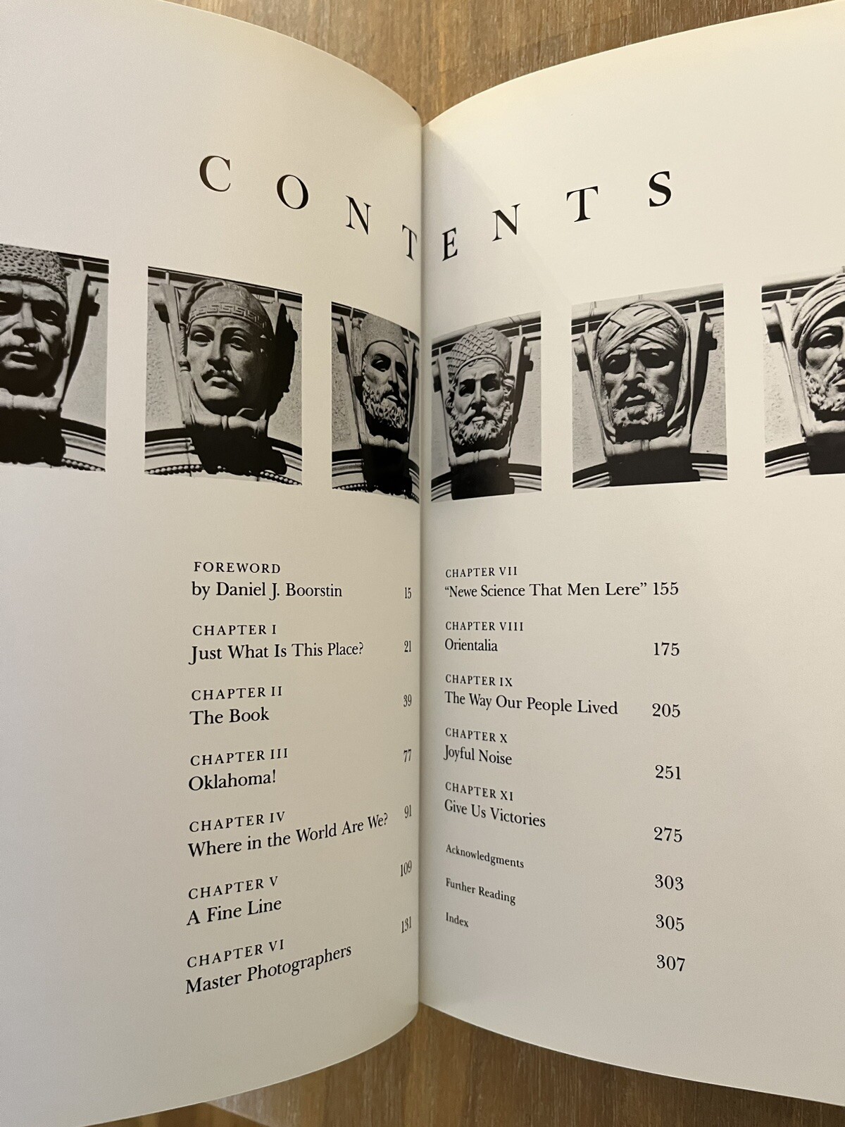 📚 TREASURES OF THE LIBRARY OF CONGRESS – Goodrum – First Ed. 1st