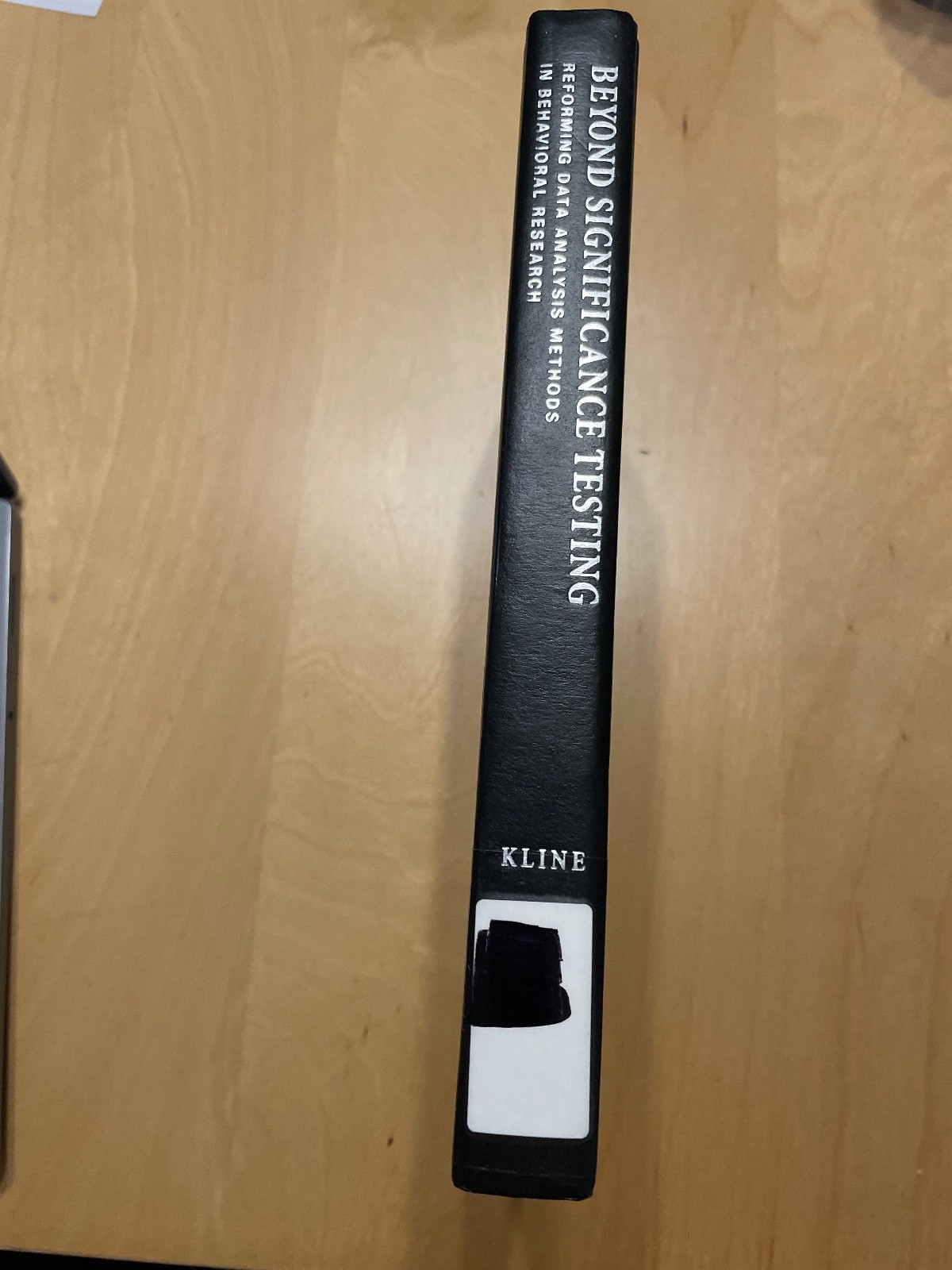 Beyond Significance Testing by Rex Kline – Hardcover VG condition, Ex-Library