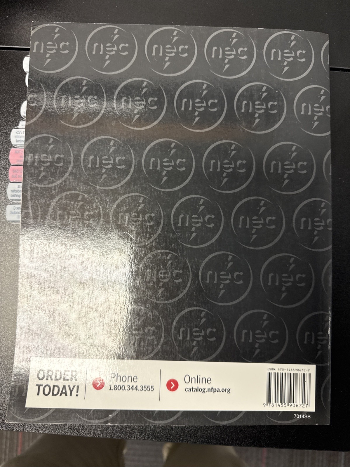 NFPA 70, National Electrical Code : 2014 Edition by National Fire Protection…